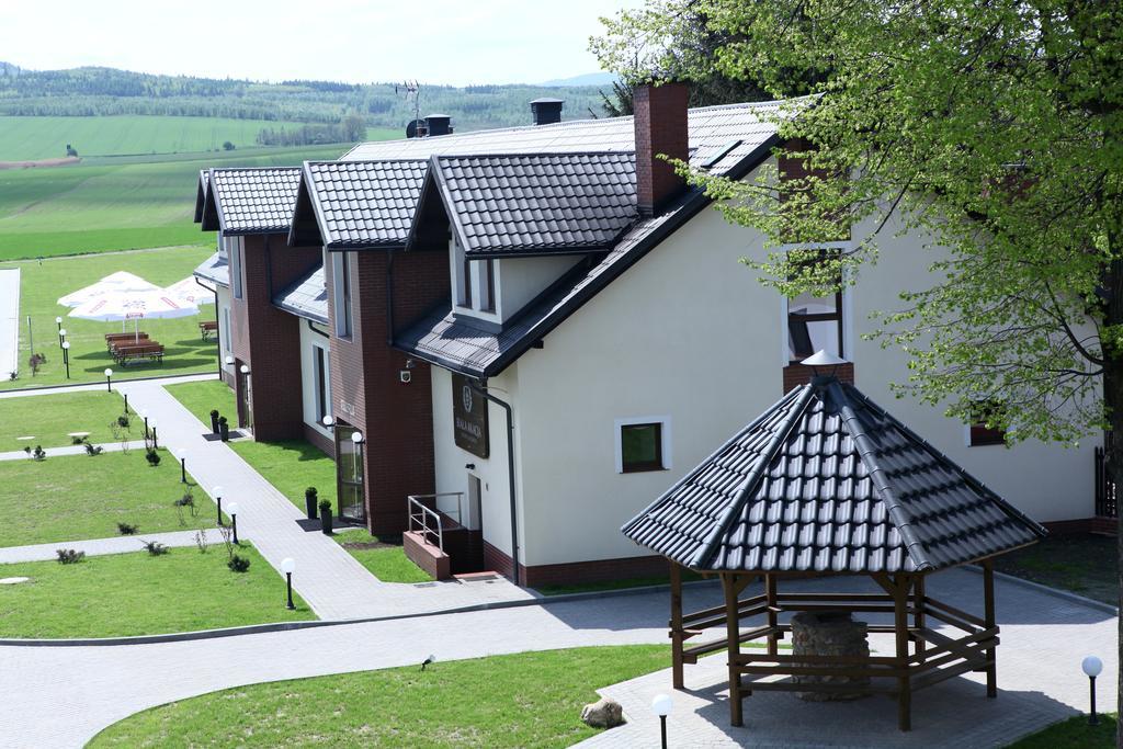 Biala Akacja Resort & Business Prudnik Exteriér fotografie