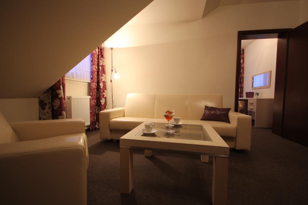 Biala Akacja Resort & Business Prudnik Pokoj fotografie